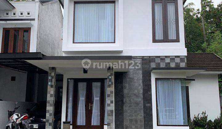 Dalam Perumahan One Gate Rumah Siap Huni Jalan Palagan Km 11 2