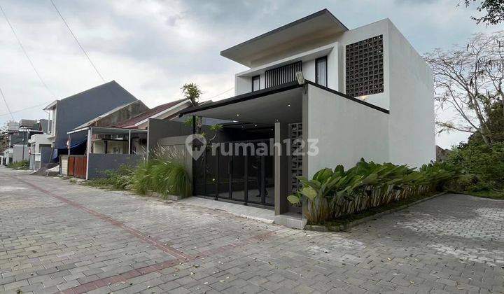 Rumah Baru Turun Harga Furnished Dekat Ke Uii Jalan Kaliurang  2