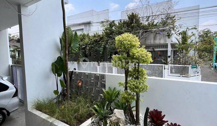 Dekat Sd Model Rumah Mewah Siap Huni Baru 2 Lantai Maguwoharjo 2