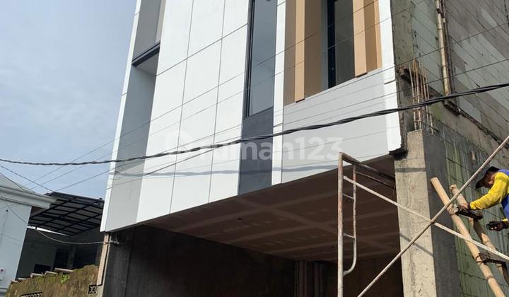 2 Unit Kost Eksklusif Proses Bangun Dekat Uii Jalan Kaliurang