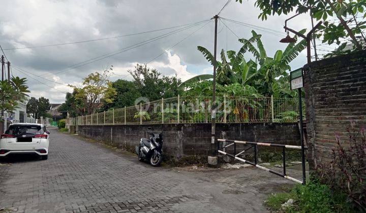 Pekarangan Bagus Kost Dekat Ke UGM Ringroad Utara Luasan 220 1