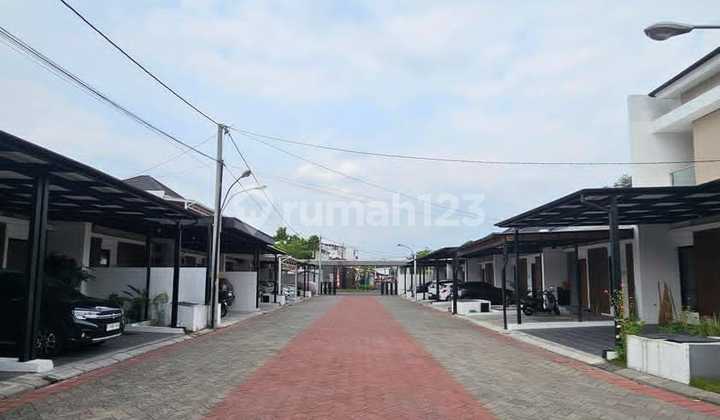 Siap Huni Rumah 3 Kamar Dalam Perumahan Jalan Palagan Dekat Hyatt 2