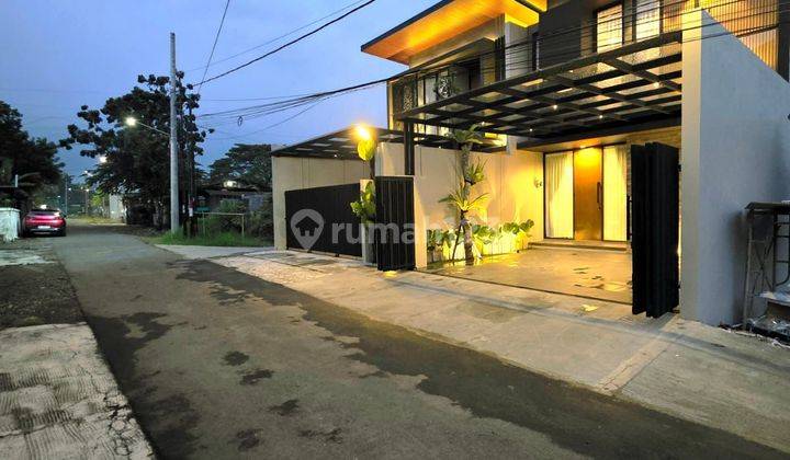 Siap Huni Rumah Baru 2 Lantai Furnished Dekat Stadion Maguwoharjo 2