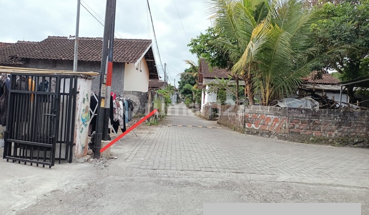 Cheap Land Near UII, Strategic Pandanaran Kaliurang Road