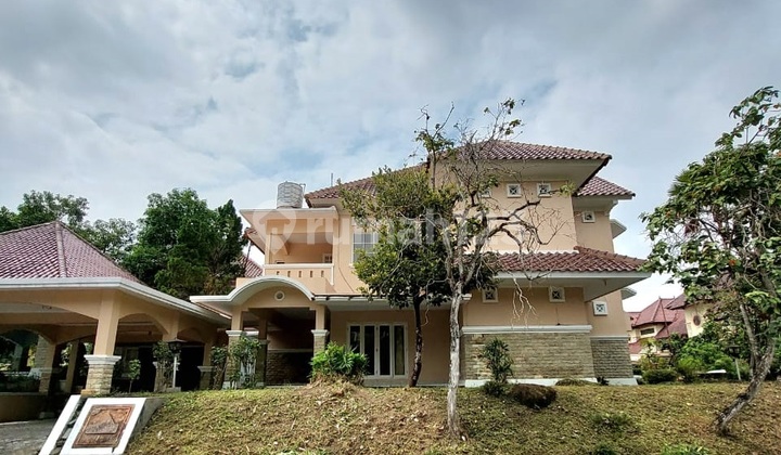 For Sale Negotiable Merapi View House in Kaliurang KM 9 Housing Complex