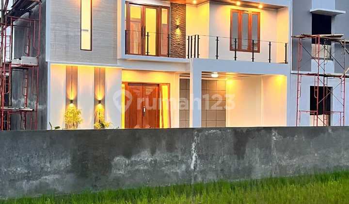 New House with Private Pool in Maguwoharjo, Close to Adisucipto 2