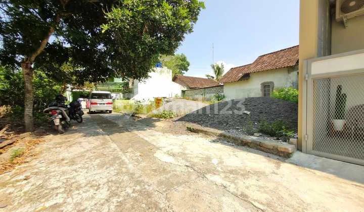 Dekat Ponpes Pandanaran Tanah Bagus Selatan Uii Jalan Kaliurang