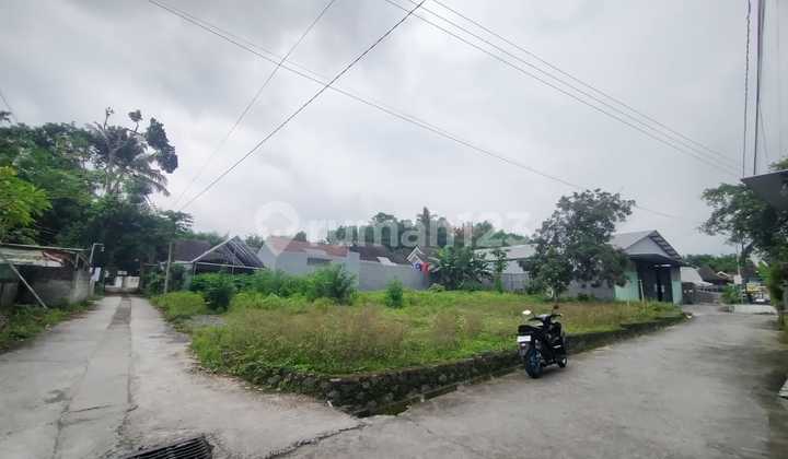 Tanah Murah Jalan Pandanaran Kaliurang SHM 999 M2 Dekat Uii