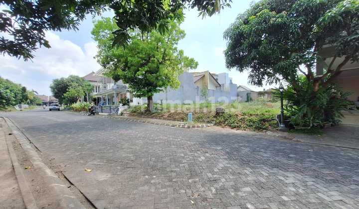 Ready to Build Land Plot at Merapi View Housing Complex on Kaliurang Street. Ready to Build Land Plot at Merapi View Housing Complex on Kaliurang Street.