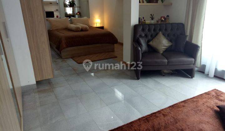 Rumah 3 Lantai Furnished di Ampera Buntu, Jakarta Selatan