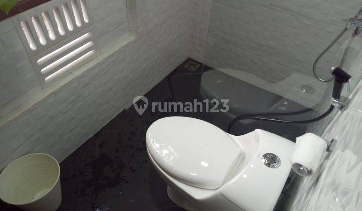Rumah 3 Lantai Furnished di Ampera Buntu, Jakarta Selatan