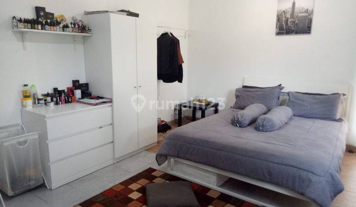 Rumah 3 Lantai Furnished di Ampera Buntu, Jakarta Selatan