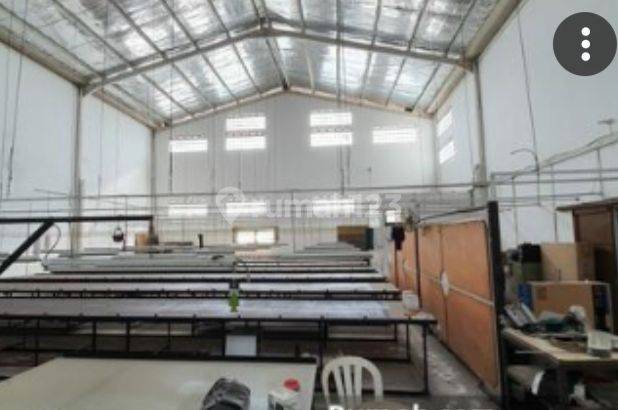 Gudang dan Rumah di jl Leuwisari 2