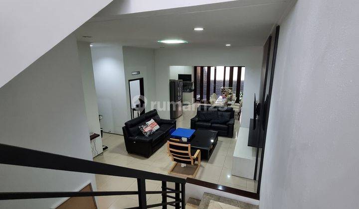 Rumah Singgasana Pradana Cluster Favourite 12