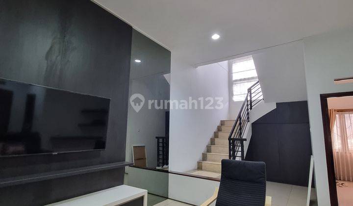 Rumah Singgasana Pradana Cluster Favourite 16