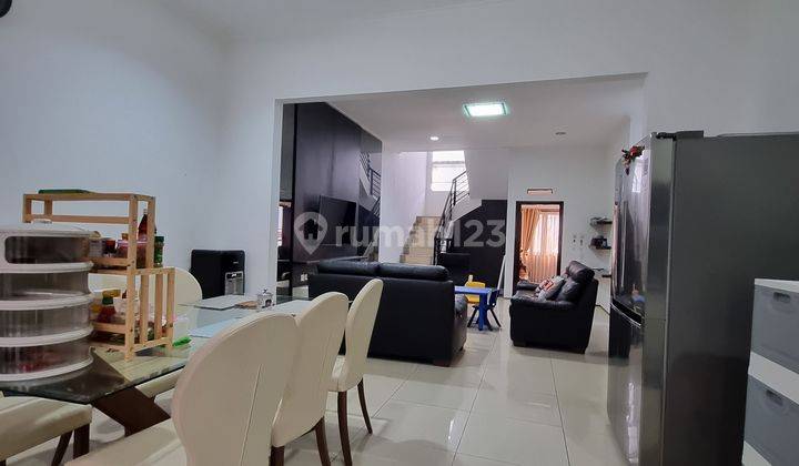 Rumah Singgasana Pradana Cluster Favourite 19