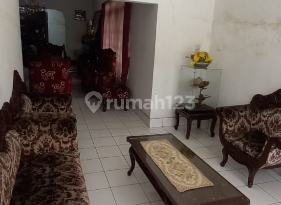 Rumah Mainroad Laswi Hitung Tanah, dekat Riau dan Ahmad Yani 2
