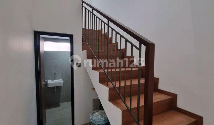 Rumah Baru Minimalis Singgasana.