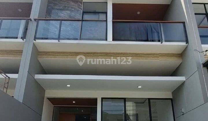 Rumah Baru Minimalis Modern Mekar Wangi 1