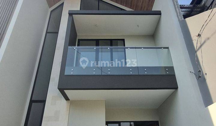 Rumah Baru Minimalis Modern Mekar Wangi Siap Huni 1