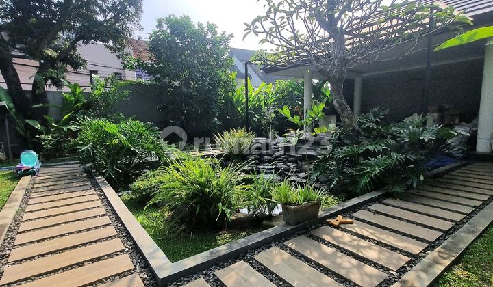 Jual Cepat Rumah Tengah Kota Sayap Ramdhan dengan Kolam Renang Full Furnish 2