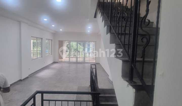 For Rent Gsa Shop House Strategic Location Central Park Mall 2