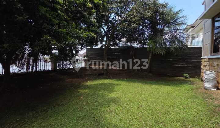 Luxury Ready-to-Occupy House in Setiabudi Regency Bandung – Quiet Location, Complete Facilities 2