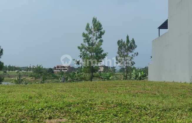 Tanah View Danau Tatar Subang Larang, di Kota Baru Parahyangan