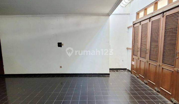 Rumah Posisi Strategis di Sayap Riau, Bandung 2