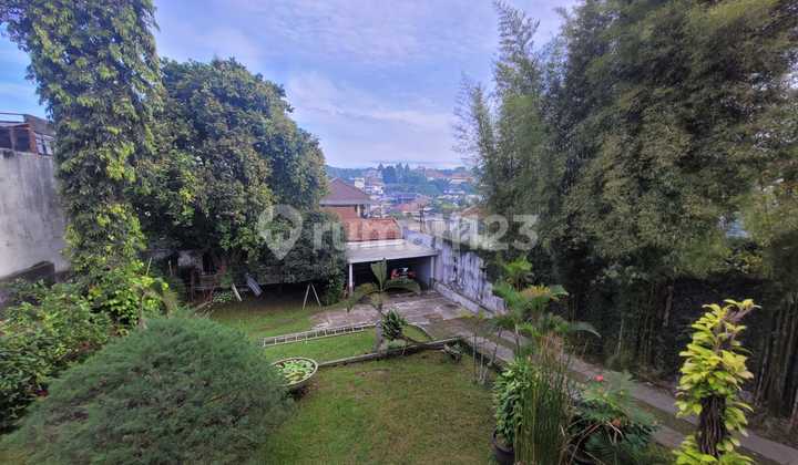 Ruang Usaha Luas View Kota di Ciumbuleuit Bandung – Cocok untuk Café & Restoran! Ruang Usaha Luas View Kota di Ciumbuleuit Bandung – Cocok untuk Café & Restoran!