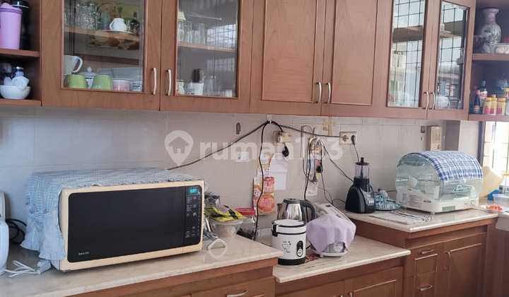Well-Maintained House with Elevator in Sayap Sunda, Bandung City 2