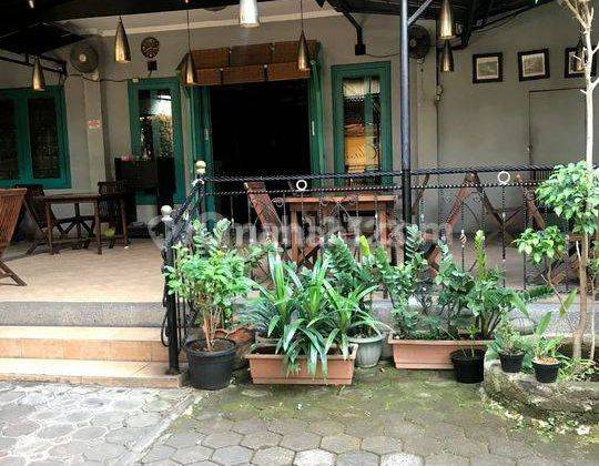 Rumah Dan Ruang Usaha di Mainroad Naripan Bandung 1