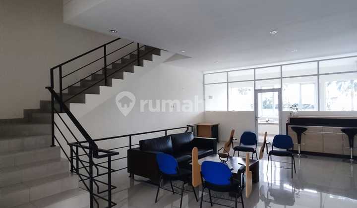 Dijual Ruang Usaha Strategis di Mainroad Batununggal Bandung – 2 Arah, Bangunan Siap Pakai! Cocok untuk Kantor, Klinik, atau Showroom
