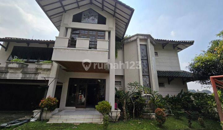 Rumah Hitung Tanah di Sayap Ciumbuleuit, Bandung 1