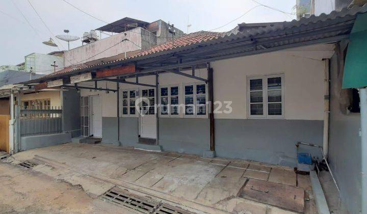 Dijual Rumah Tua di Sayap Pajajaran, Bandung 1