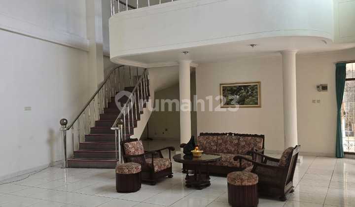 Dijual Rumah Nyaman dan Sangat Terawat di Sayap Sukajadi Bandung 2