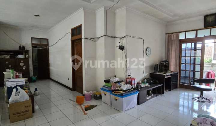 Dijual Rumah di Pusat Kota, Sayap Kebon Kawung Bandung Kota Dijual Rumah di Pusat Kota, Sayap Kebon Kawung Bandung Kota