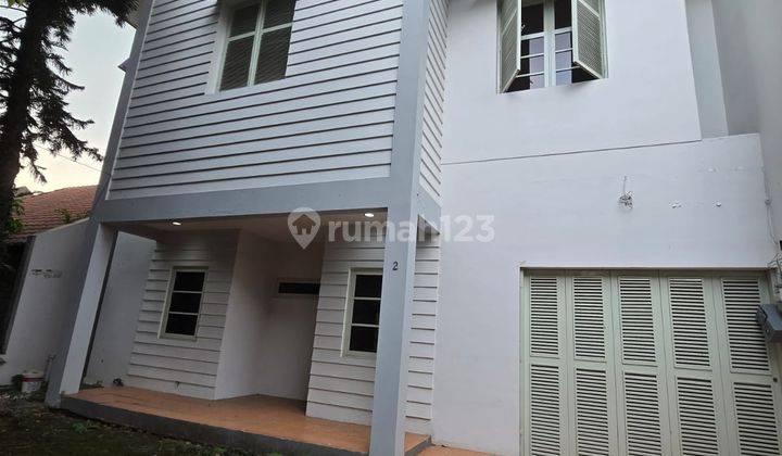 Dijual Rumah Country Style Di Komplek Batununggal Bandung 1