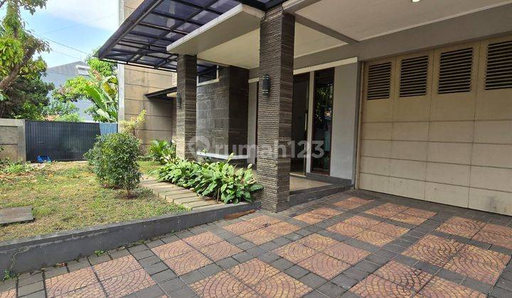 Rumah Minimalis Nyaman Dan Terawat di Batununggal, Bandung 2