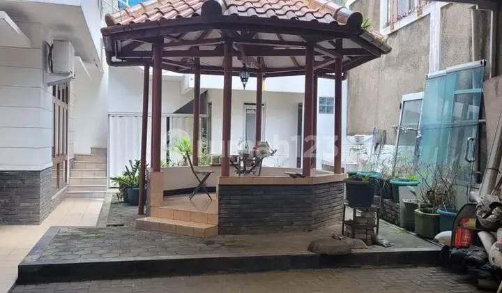 Rumah & Ruang Usaha Mainroad Surya Sumantri Bandung, Dekat Tol Pastur, Cocok untuk Bisnis & Investasi