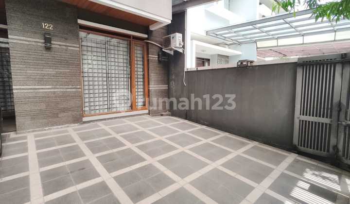Dijual Rumah Bagus 2 Lantai di Batununggal Indah, Bandung Kota 2