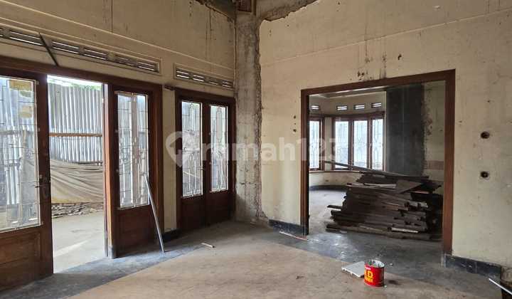 For Rent Strategic Business Space at Mainroad Dago, Bandung For Rent Strategic Business Space at Mainroad Dago, Bandung