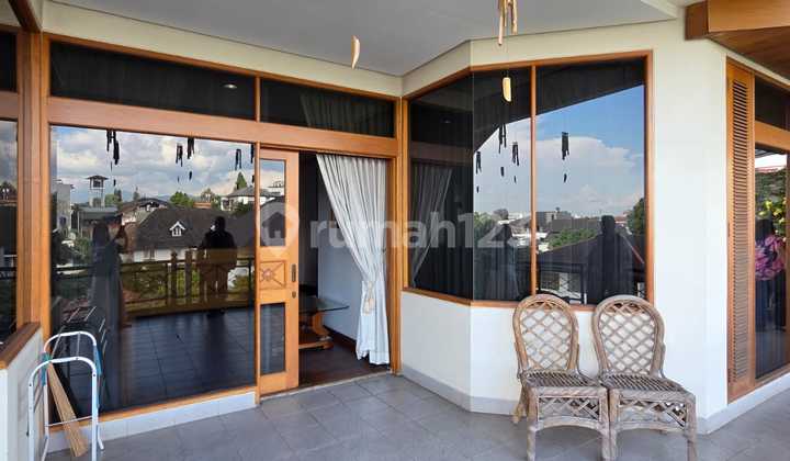 For Rent Spacious & Well-Maintained House in Setrasari Kulon, Bandung City 2
