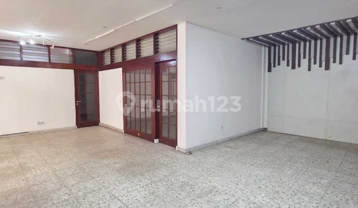 Disewakan Ruang Usaha Luas di Jl. Veteran Bandung - Cocok Kantor & Komersial Disewakan Ruang Usaha Luas di Jl. Veteran Bandung - Cocok Kantor & Komersial