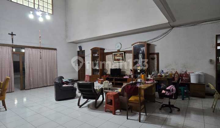 Dijual Rumah di Pusat Kota, Sayap Kebon Kawung Bandung Kota Dijual Rumah di Pusat Kota, Sayap Kebon Kawung Bandung Kota