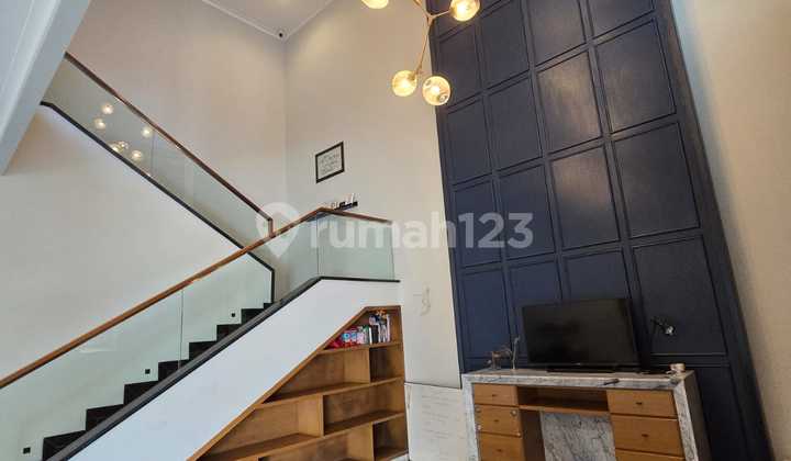 Disewakan Rumah Mewah Siap Huni di Batununggal, Sayap Buah Batu Bandung 2