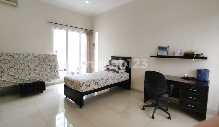 For Sale Nice House Super Strategic Location in Mekar Wangi Bandung 2