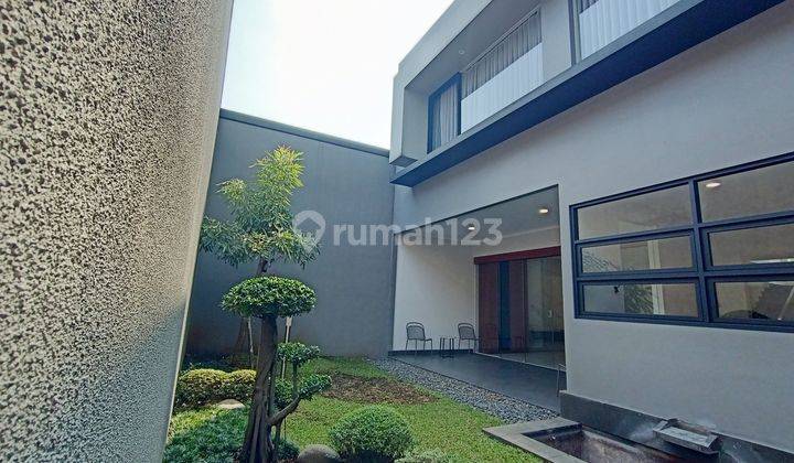 Rumah Mewah Full Furnish Cluster Exclusive di Batununggal 1