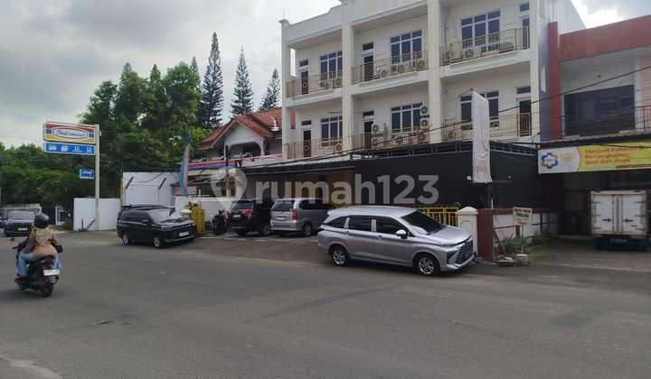 3-Storey Shop House 3 Units Sokhari Street Serang