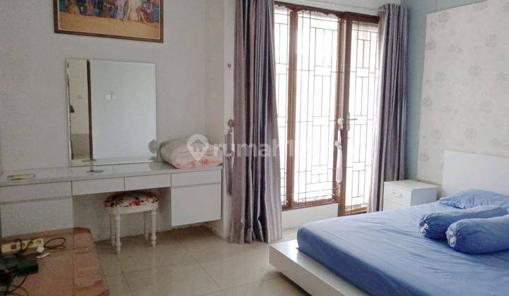 Hunian Exclusive Bmw 2 Lantai Furnished Bisa Sewa 11